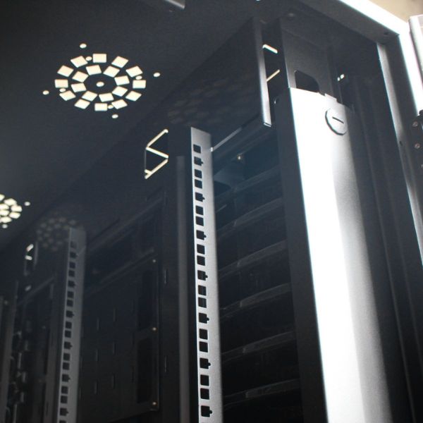 rack telecom alta desnsidade servidor left triunfo 07